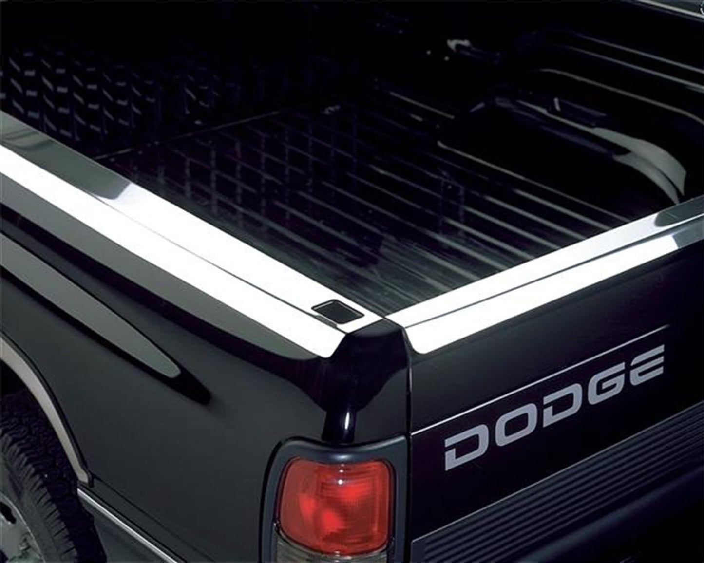 51614P Stainless Steel Tailgate Guard