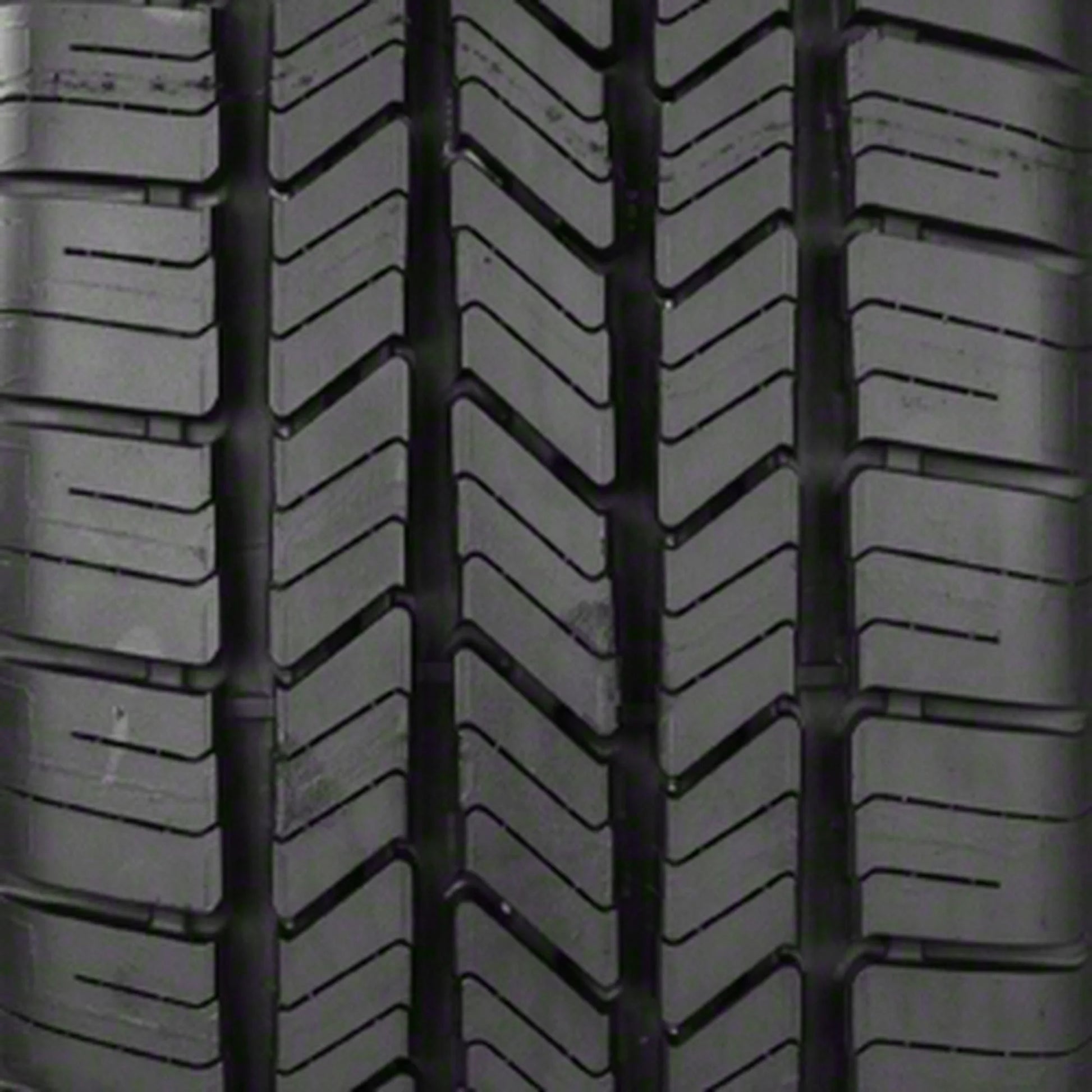 Eagle LS All Season P235/60R17 103S XL Passenger Tire