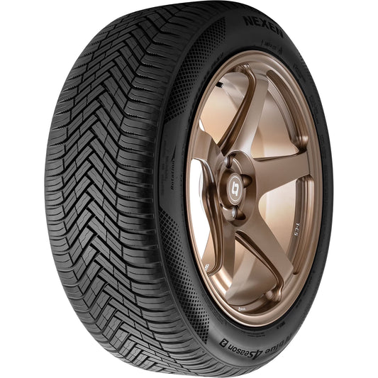 N Blue 4S 2 All Weather 245/60R18 105V Passenger Tire